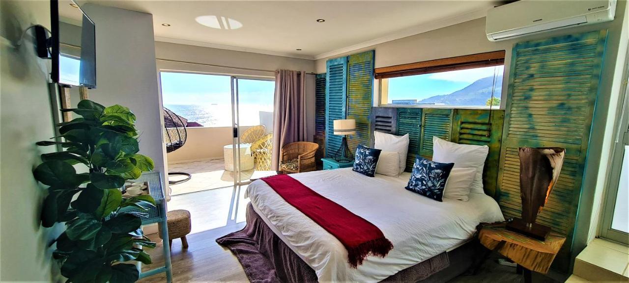African Groove Camps Bay ケープタウン エクステリア 写真