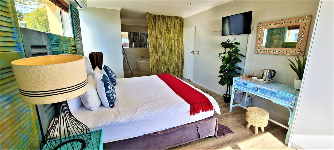 African Groove Camps Bay ケープタウン エクステリア 写真