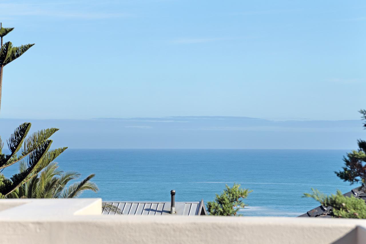 African Groove Camps Bay ケープタウン エクステリア 写真